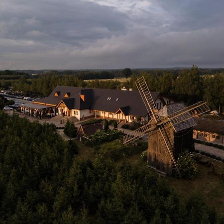 Skansen Bicz Resort Stare Miasto (Konin) Exterior foto